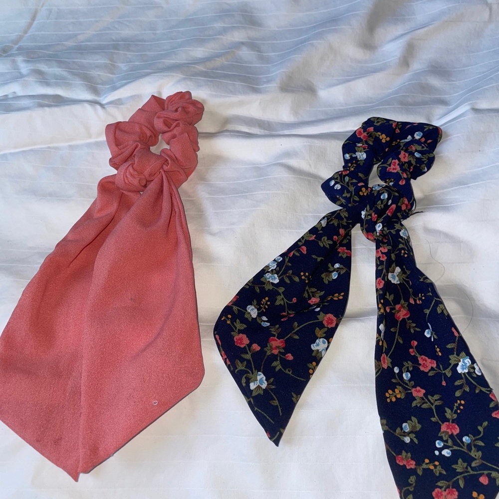 scrunchies